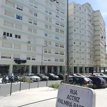 Vistas Sobre O Rio Tejo * Lisboa