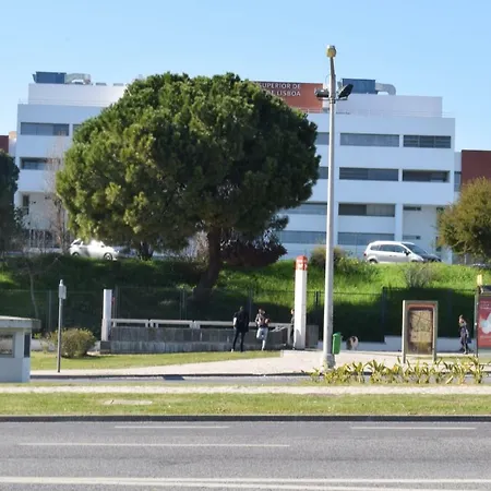 Vistas Sobre O Rio Tejo Lisboa