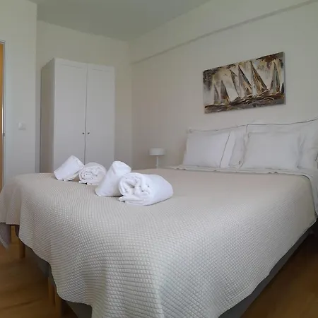 Vistas Sobre O Rio Tejo * Lisboa