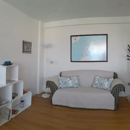 Vistas Sobre O Rio Tejo